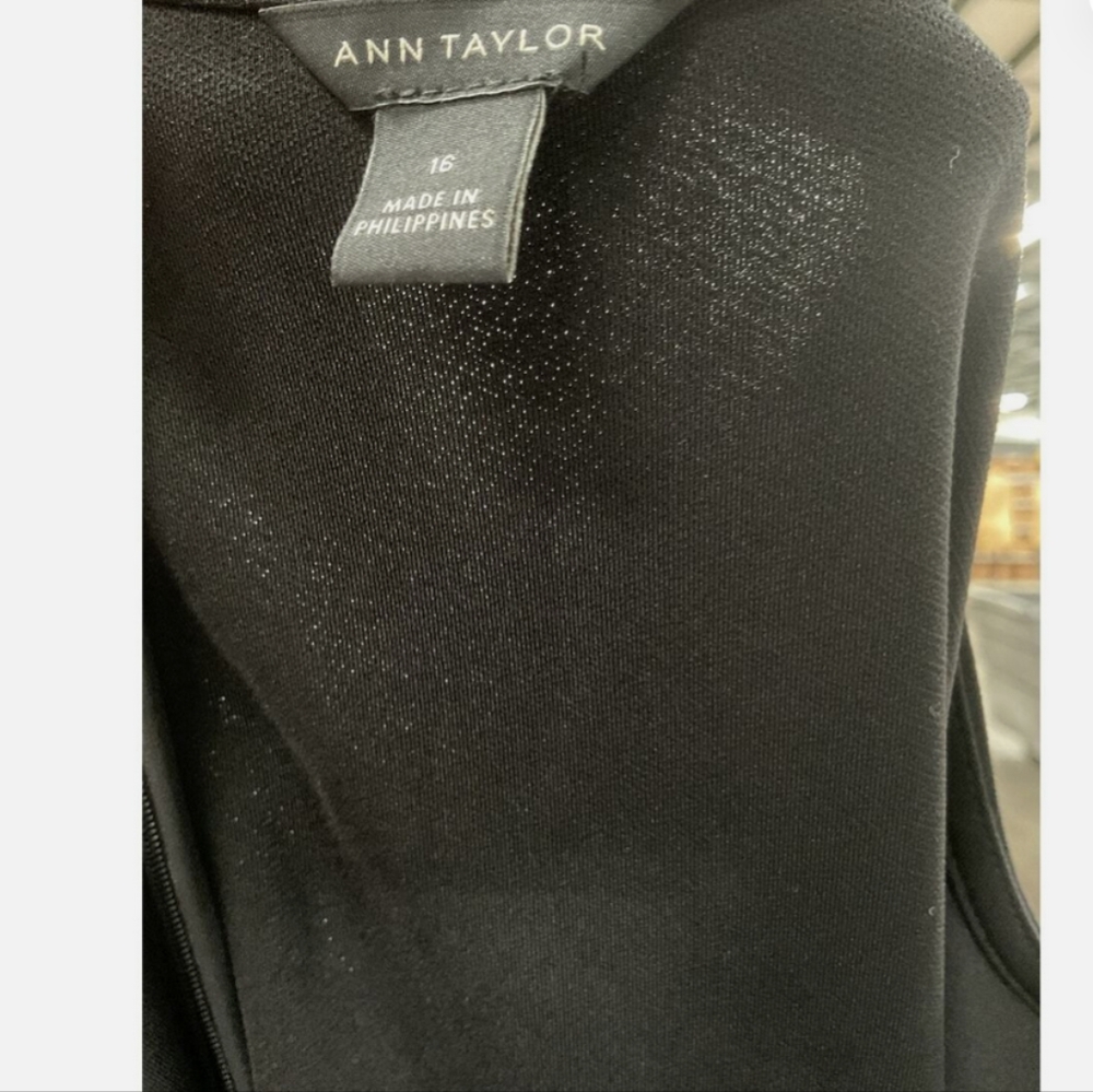 Black Mindi Dress, size 16 - Picture 3 of 3